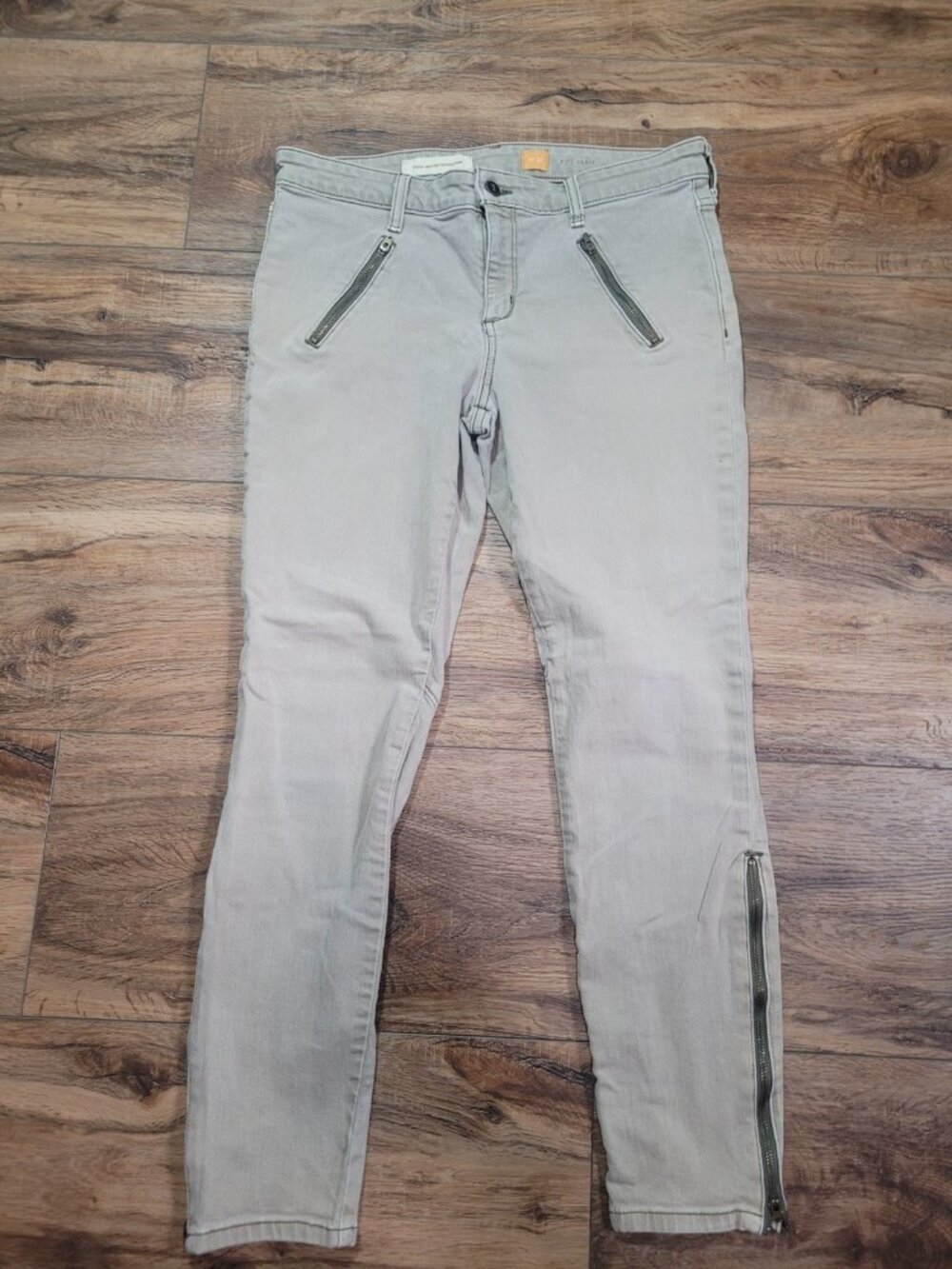 Pilcro and the Letterpress Size 31 Grey High Rise Denim Moto Leggings Ankle Zip